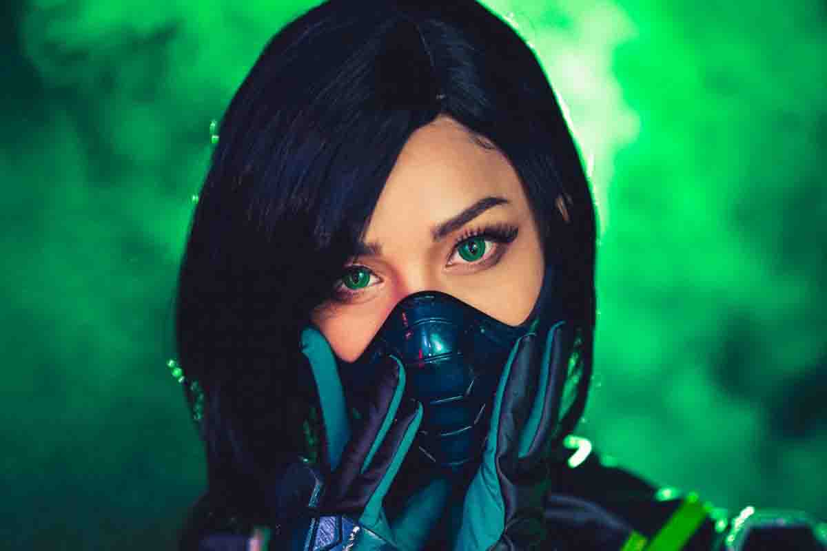 Valkyrae Viper Valorant Cosplay